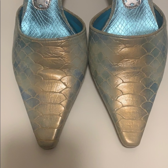 BCBG slides - Picture 2 of 8